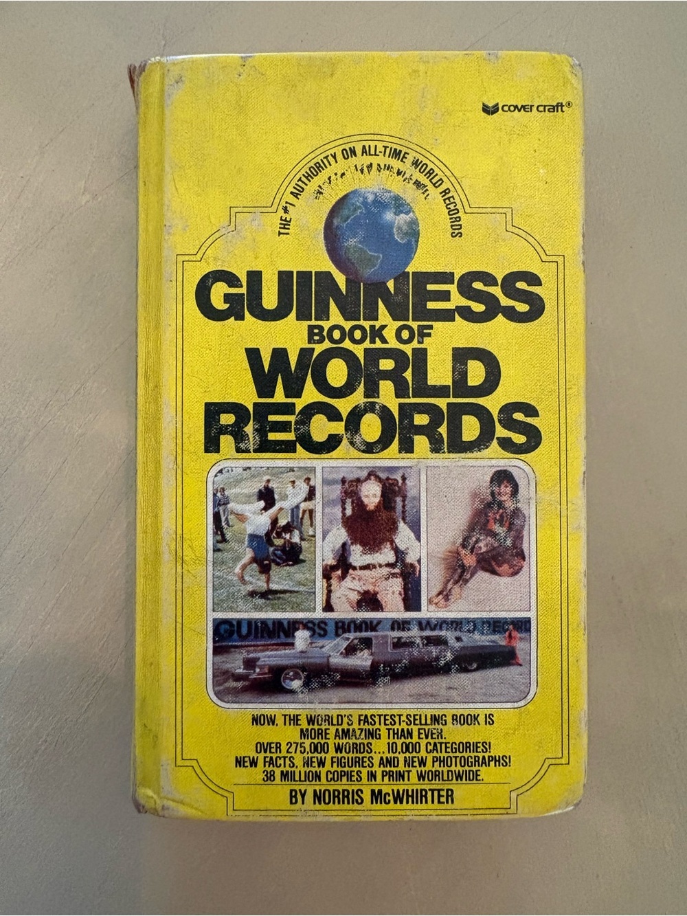 Guinness Book of World Records – Yellow and Black Cover. 1980 hardback